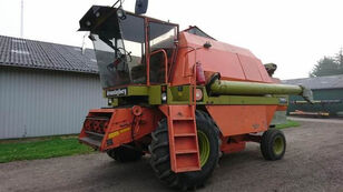 DRONNINGBORG D7000S (for parts) grain harvester for parts