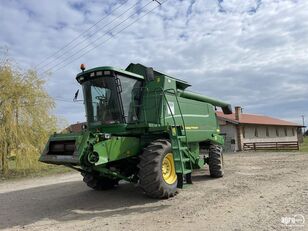 John Deere 9540 WTS grain harvester